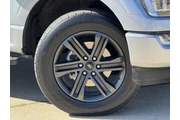 $38165 : Ford F-150 2022 4x4 XLT 4dr thumbnail