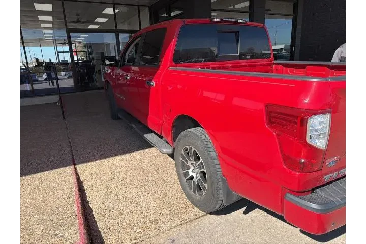 $19942 : Nissan Titan 2020 4x2 SV 4dr image 7