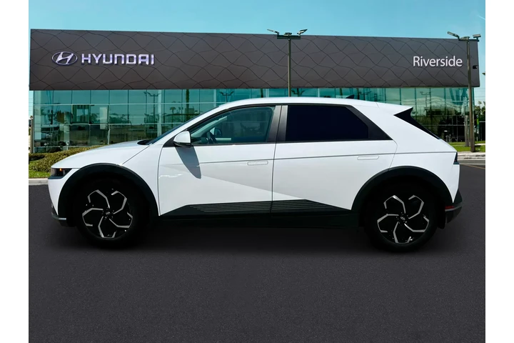 $25991 : Hyundai IONIQ 5 2024 SE 4dr image 3
