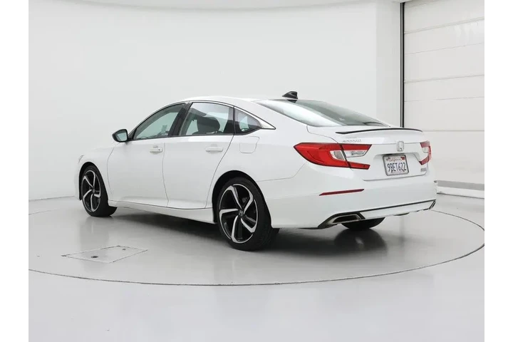 $20998 : Honda Accord 2022 Sport Spec image 2