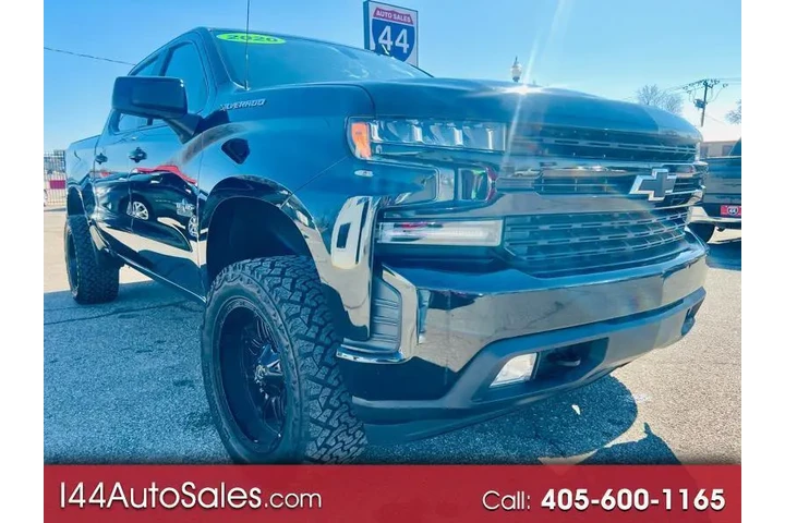 2020 Silverado 1500 RST Crew image 1