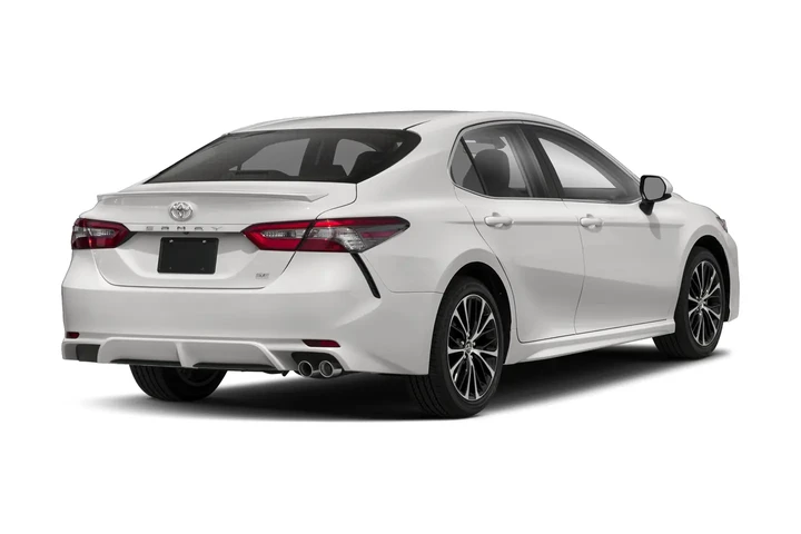 $20984 : 2020 Camry SE Sedan 4D image 2