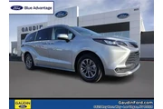 Toyota Sienna 2024 AWD LE 8- en Las Vegas