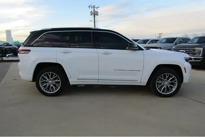 $30950 : Jeep Grand Cherokee 2022 4x4 image 4