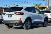 $33500 : Ford Escape Hybrid 2025 ST-L thumbnail