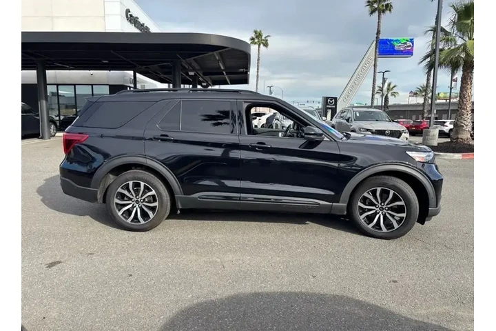 $28989 : Ford Explorer 2020 AWD ST 4d image 3