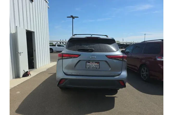 $32500 : Toyota Highlander 2022 AWD X image 5