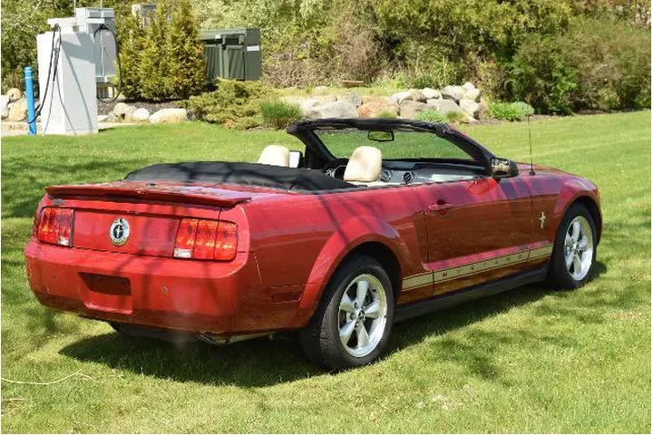 $11500 : Ford Mustang 2008 V6 Premium image 7