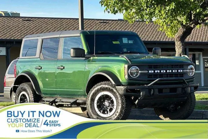 $37795 : Ford Bronco 2023 4x4 Base Ad image 1