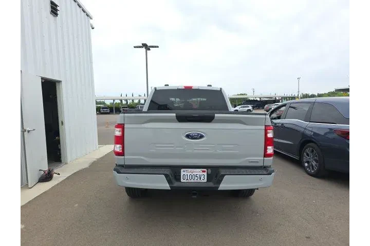 $37900 : Ford F-150 2023 4x2 Lariat 4 image 5