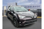 $15898 : Toyota RAV4 2017 AWD SE 4dr thumbnail