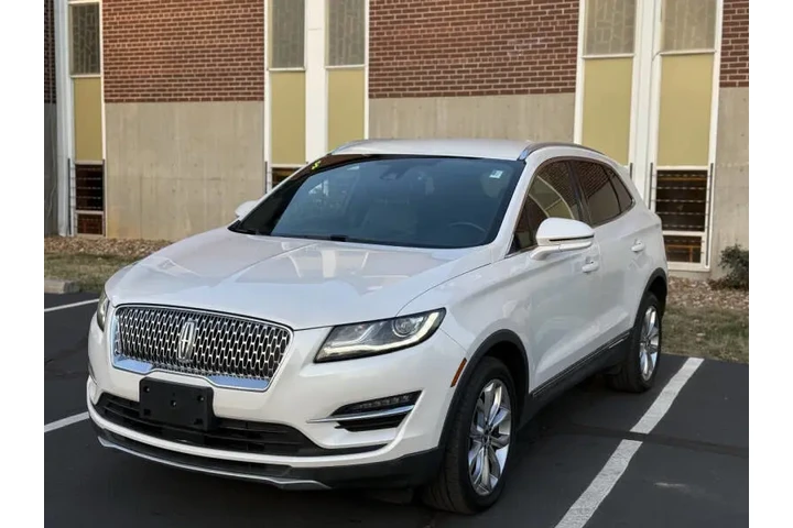 $15999 : 2019 MKC Select image 3