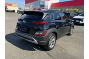 $19990 : Hyundai KONA 2023 AWD SEL 4d thumbnail