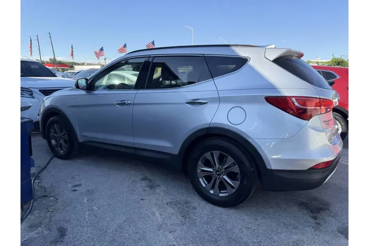 $8800 : 2016 Santa Fe Sport 2.4L image 9