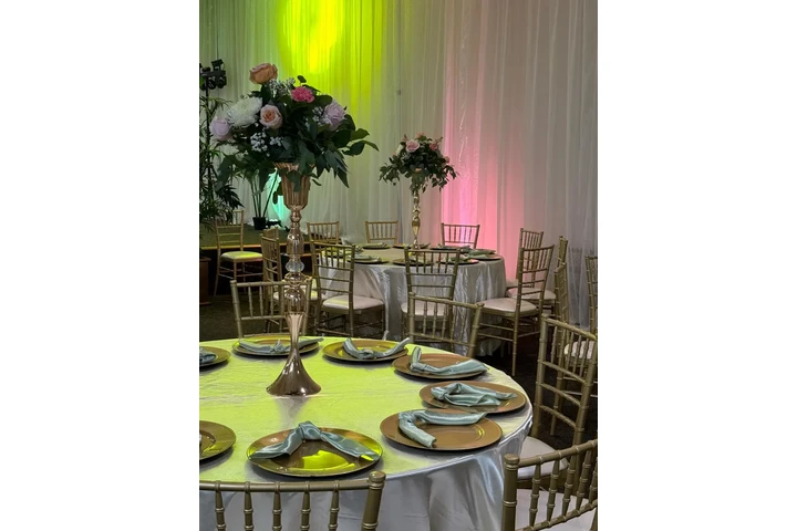 Salon de fiestas en Gardena image 4