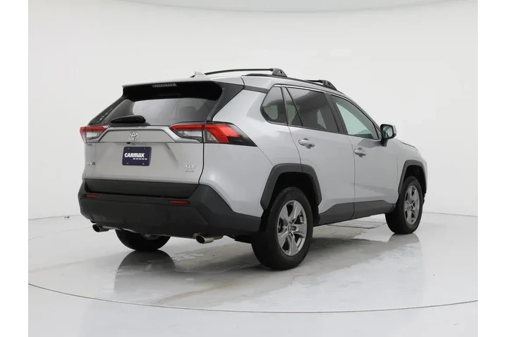$32998 : Toyota RAV4 2024 AWD XLE 4dr image 8