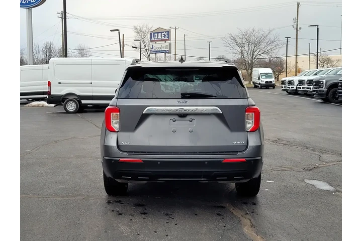 $28629 : Ford Explorer 2022 AWD XLT 4 image 5