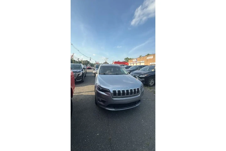 $9797 : Jeep Cherokee 2019 4x4 High image 3