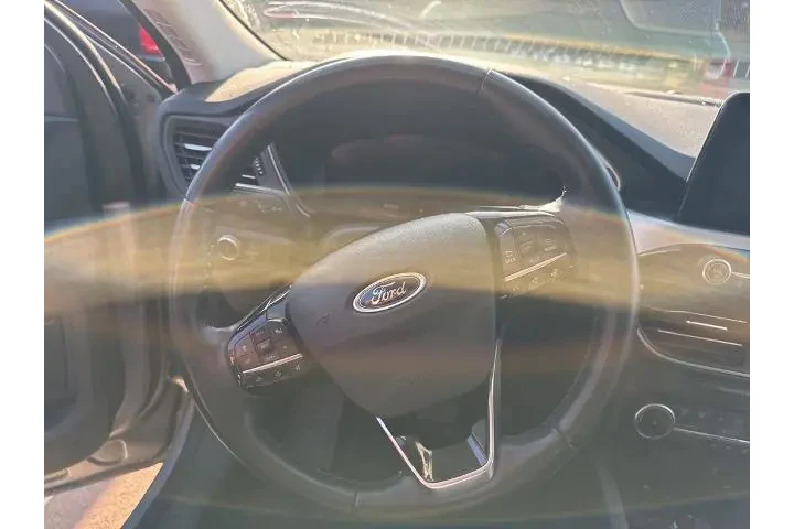 $16935 : Ford Escape 2022 SEL 4dr SUV image 9