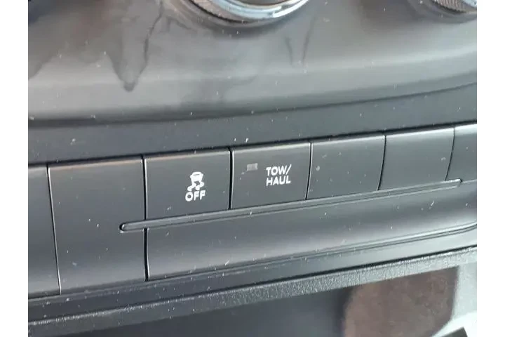 $21988 : Ram 1500 Classic 2022 4x2 Tr image 2