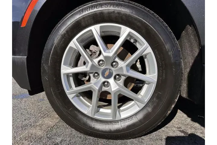 $21888 : Chevrolet Equinox 2023 4x4 L image 6