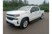 2021 Silverado CUSTOM 4x4 en Los Angeles