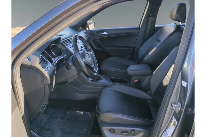 $29365 : Volkswagen Tiguan 2021 image 9
