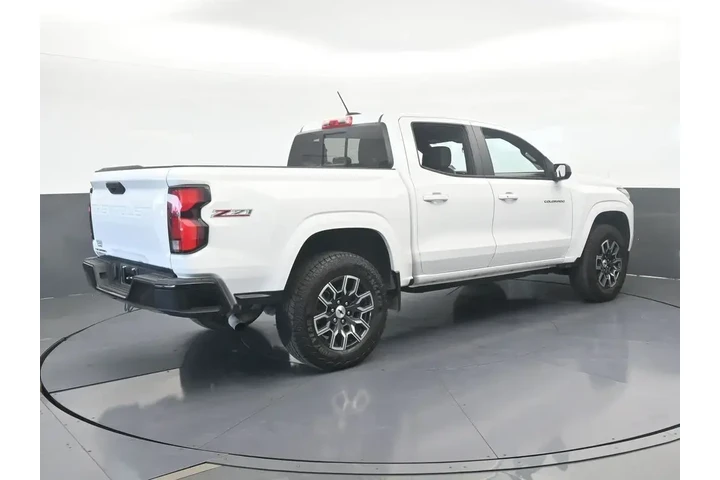 $33989 : Chevrolet Colorado 2023 4x4 image 6
