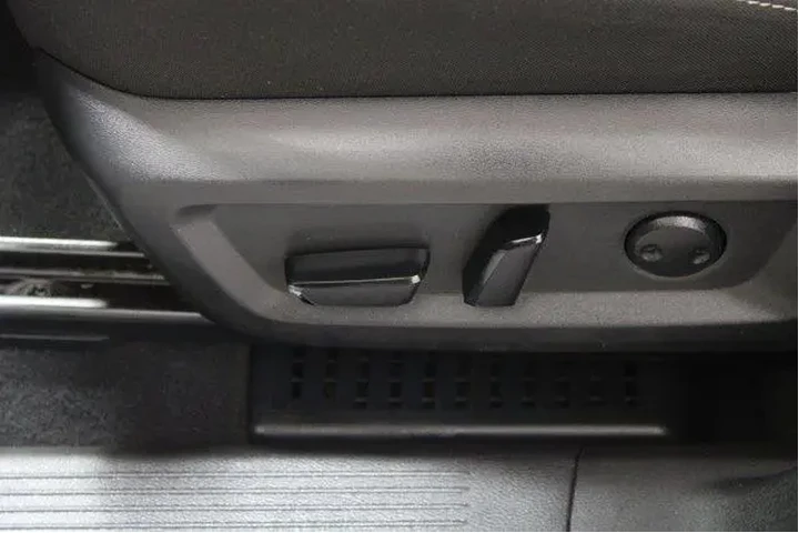 $19955 : Nissan Rogue 2022 SV 4dr Cro image 7