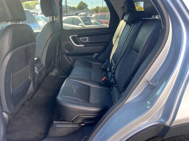 $7500 : 2018 Land Rover Discovery Spo image 9