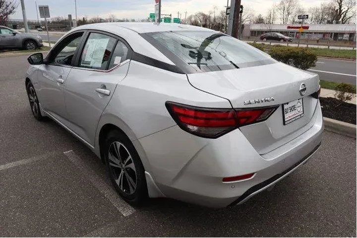 $18354 : Nissan Sentra 2023 SV 4dr Se image 8
