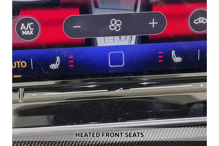 $34439 : Volkswagen Golf GTI 2025 SE image 7