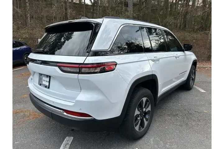 $21996 : Jeep Grand Cherokee 2022 4x4 image 5