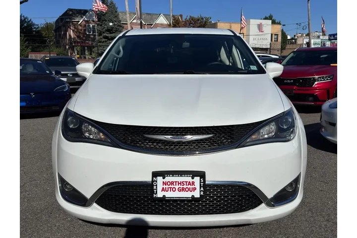 $16195 : Chrysler Pacifica 2020 Touri image 2