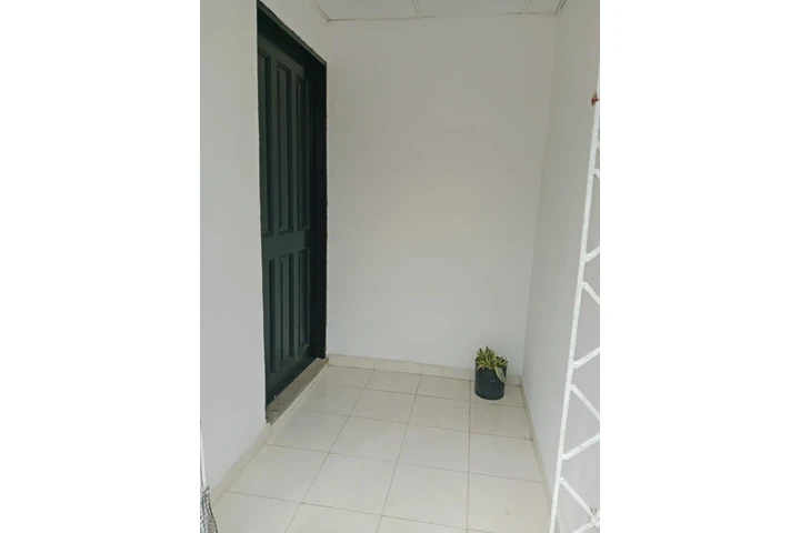 $1580000 : apartamento en Paraiso directo image 2