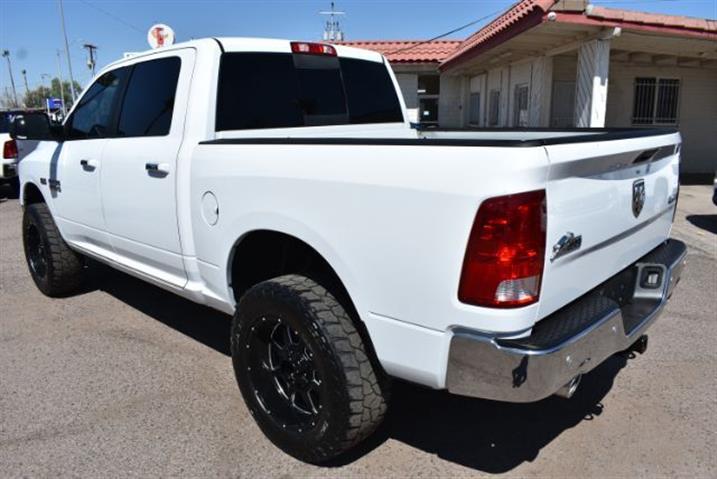 $22995 : 2016 1500 SLT Crew Cab SWB 4WD image 5