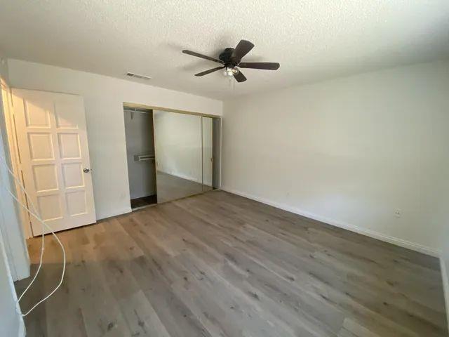 $1500 : Fontana CA - 3 bed and 2 bath image 9