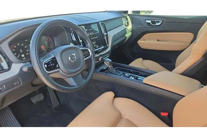 $24542 : Volvo XC60 2020 T5 Inscripti image 9
