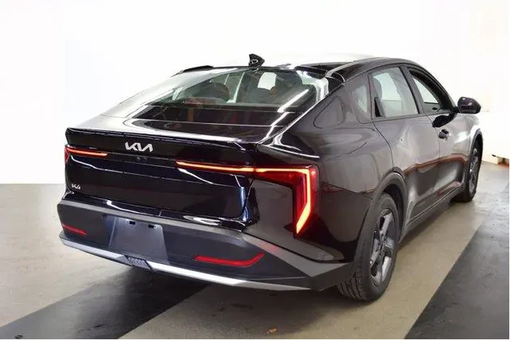 $19994 : Kia K4 2025 LXS 4dr Sedan image 7