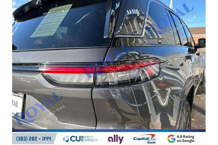 $32995 : 2022 Grand Cherokee Overland image 10