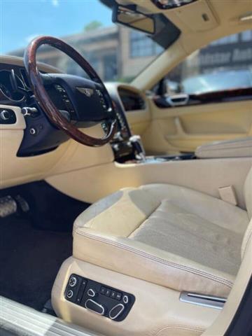 $32900 : 2008 Continental Flying Spur image 10