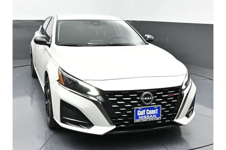 $35991 : Nissan Altima 2025 2.5 SR 4d image 3