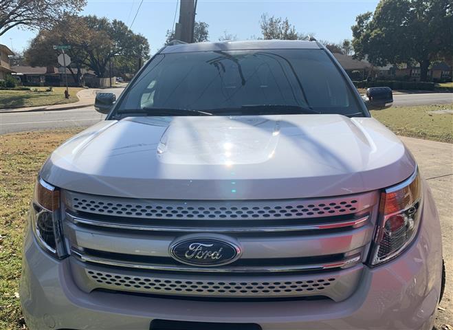 $10000 : 2015 Ford Explorer XLT image 1