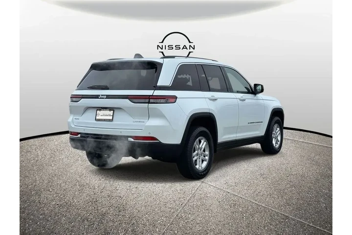 $25795 : Jeep Grand Cherokee 2023 4x4 image 6