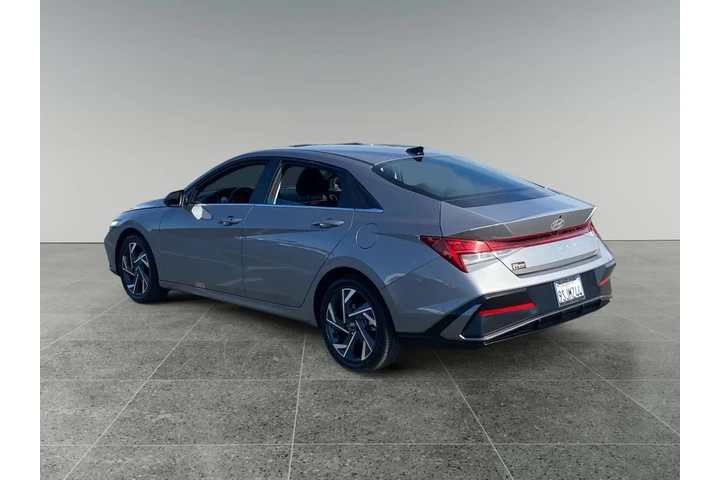 $28796 : Hyundai ELANTRA 2025 SEL Con image 3