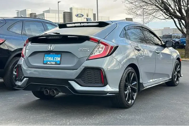 $21995 : Honda Civic 2018 Sport Touri image 2