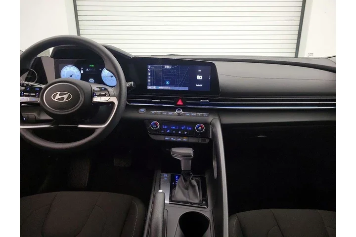 $20998 : Hyundai ELANTRA 2024 SEL 4dr image 9