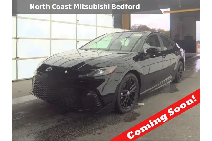 $27993 : Toyota Camry 2025 SE 4dr Sed image 1