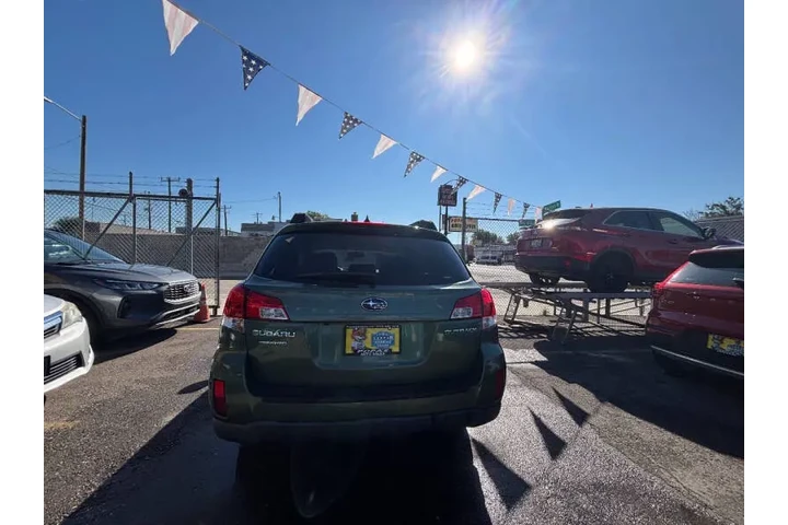 2014 Outback 2.5i Limited image 7
