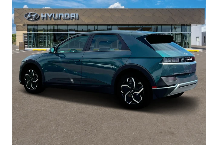 $25870 : Hyundai IONIQ 5 2024 SEL 4dr image 4